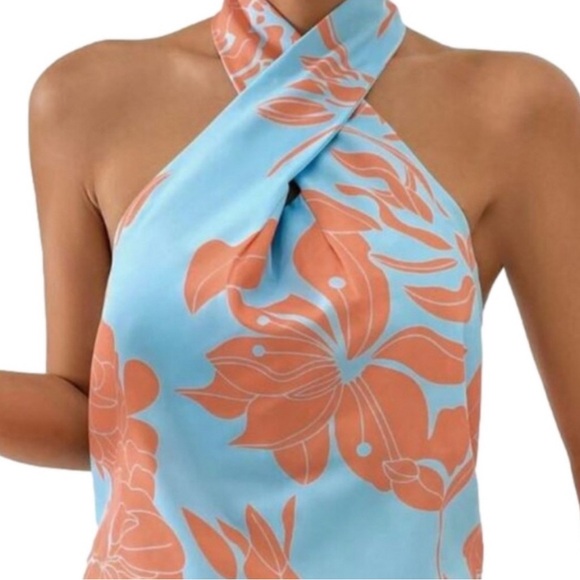 Olivia Mark – Plant Print Criss-Cross Halter Tank Top - Picture 2 of 8